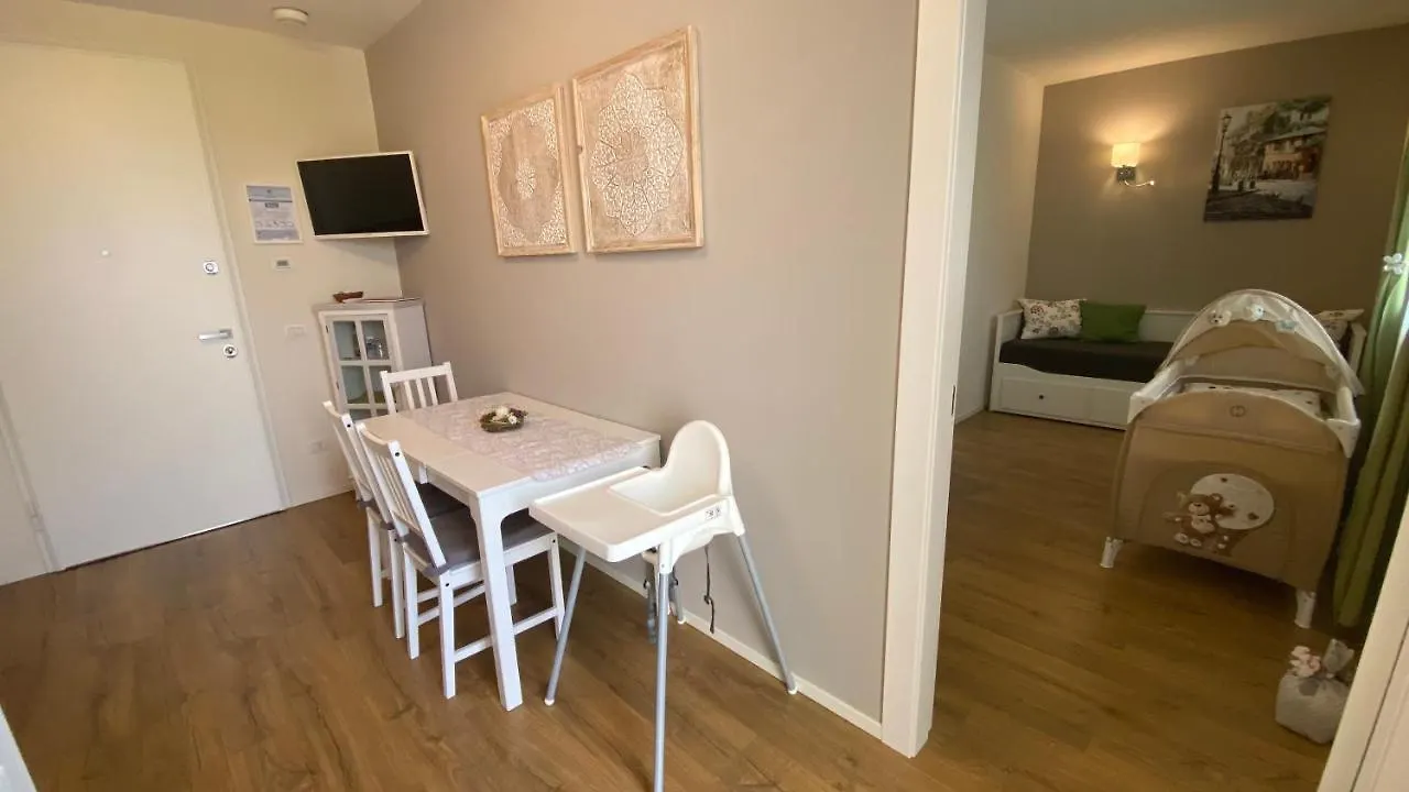 Nature Home Sandra Apartment